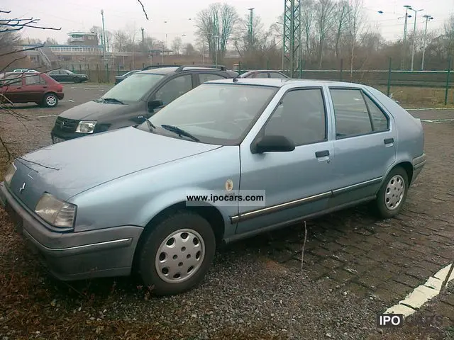 Renault  R19 1.7 GTS 4