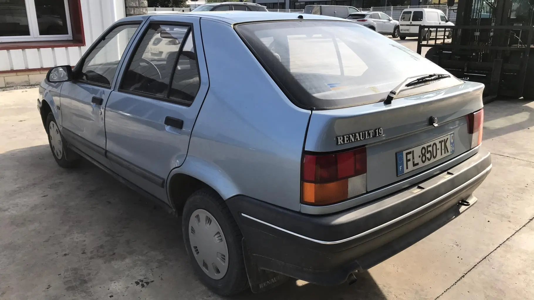 Renault  R19 1.7 TSE 6