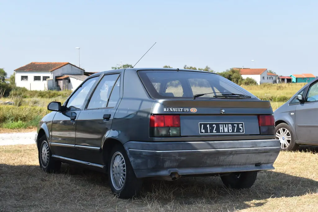 Renault  R19 1.7 TXE 0