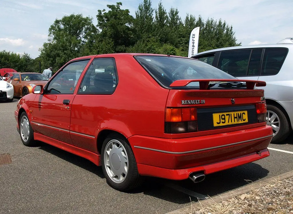 Renault  R19 1.8 16V 6
