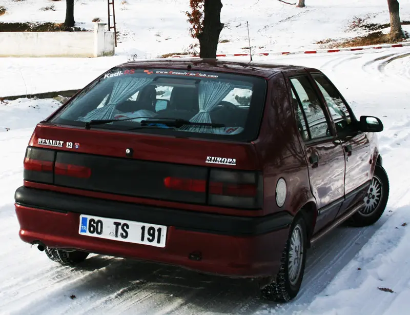 Renault  R19 Europa 1.4 RT 5