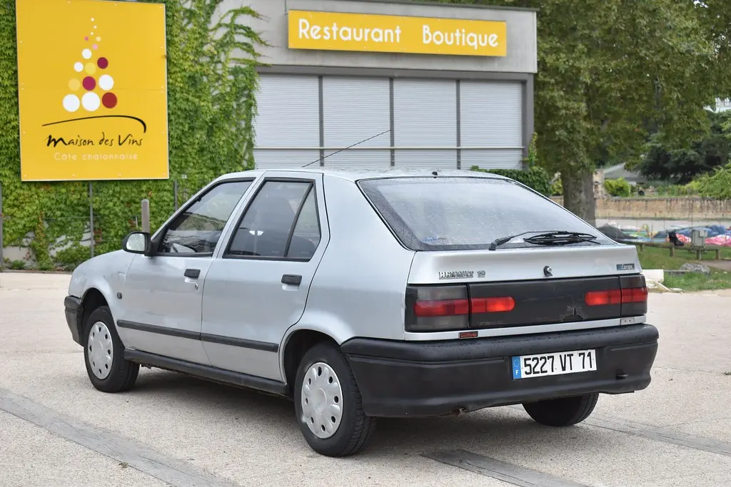 Renault  R19 Europa 1.4 Chic 2
