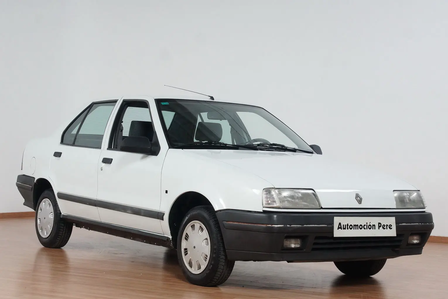 Renault  R19 Europa 1.6 Chamade 6