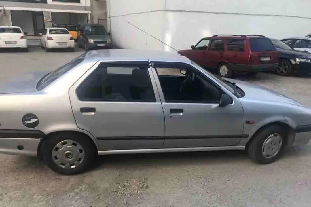 Renault  R19 Europa 1.4 Chic 4