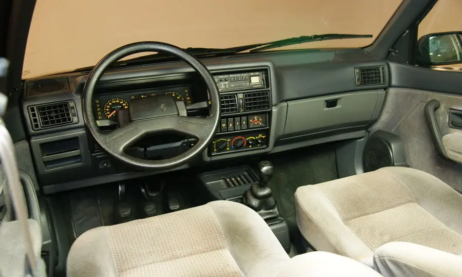 Renault  R19 Europa 1.7 TXE 3