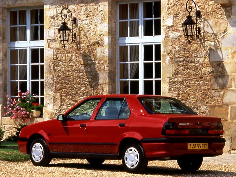 Renault  R19 Europa 1.6 RT 6