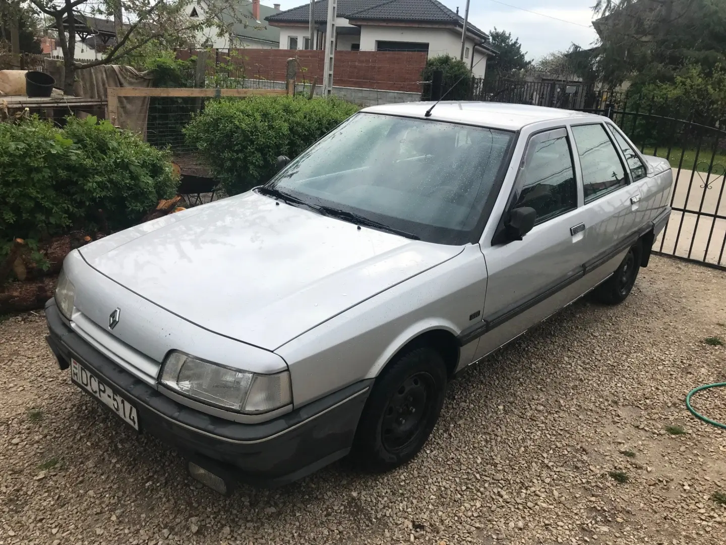 Renault  R21 1.7 GTS 4