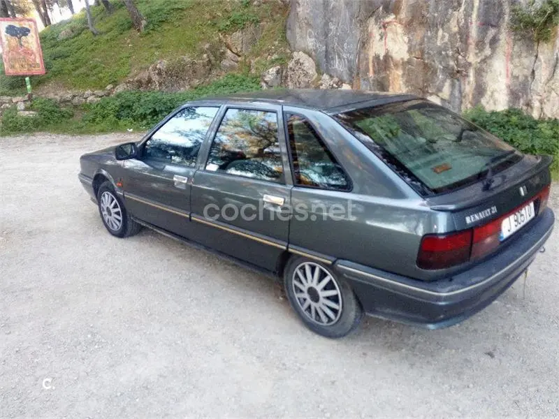Renault  R21 1.7 GTS Manager 0