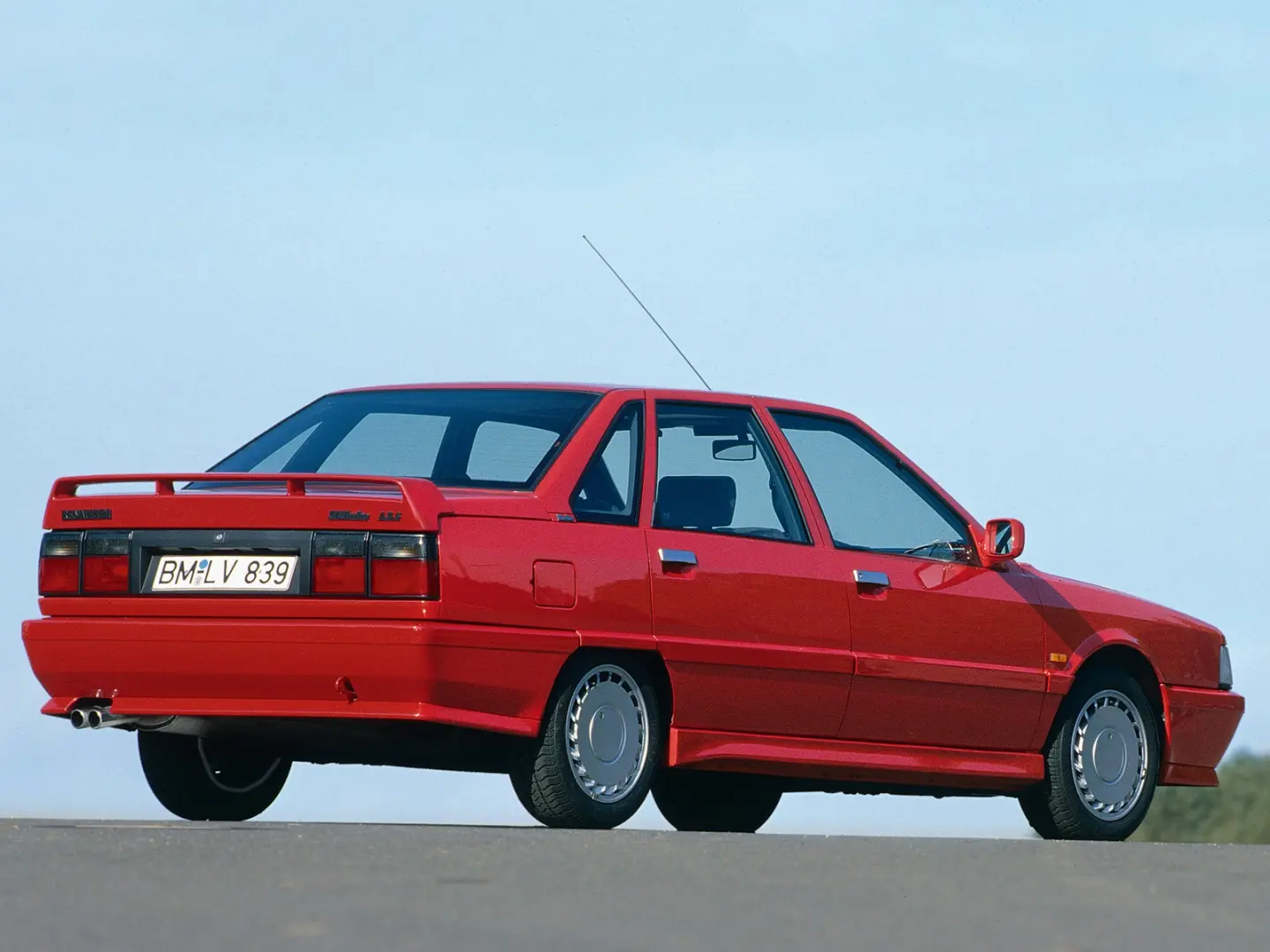Renault  R21 1.7 GTS 5