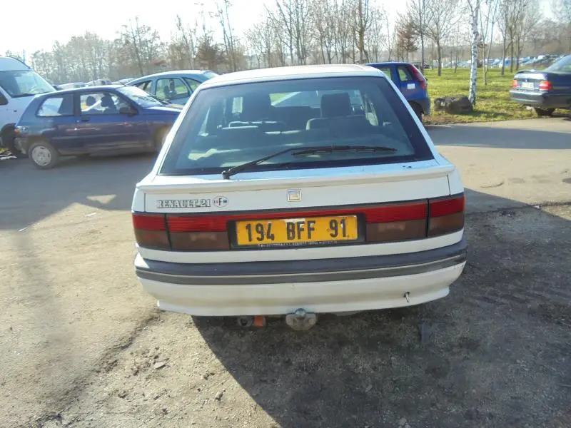 Renault  R21 1.7i RT 3