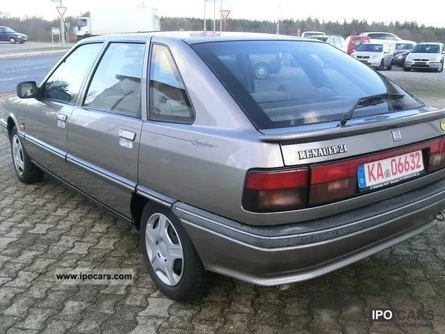 Renault  R21 2.0 GTX 5
