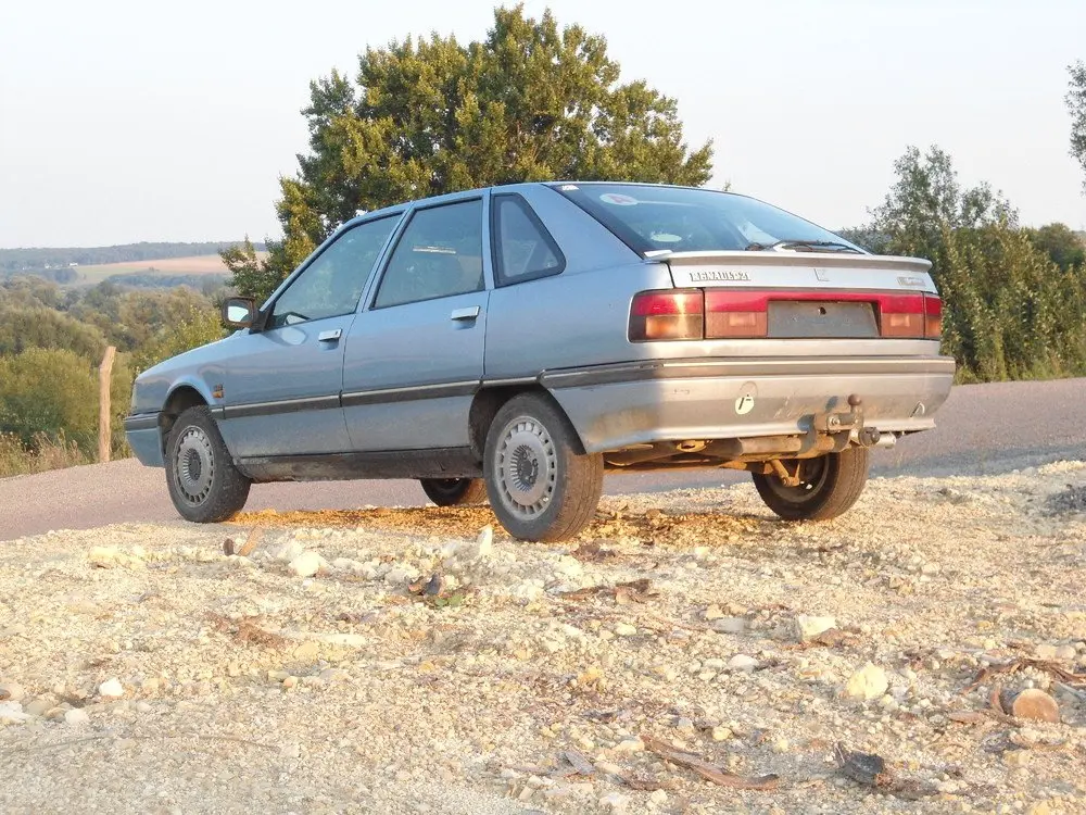 Renault  R21 2.1 TD 1