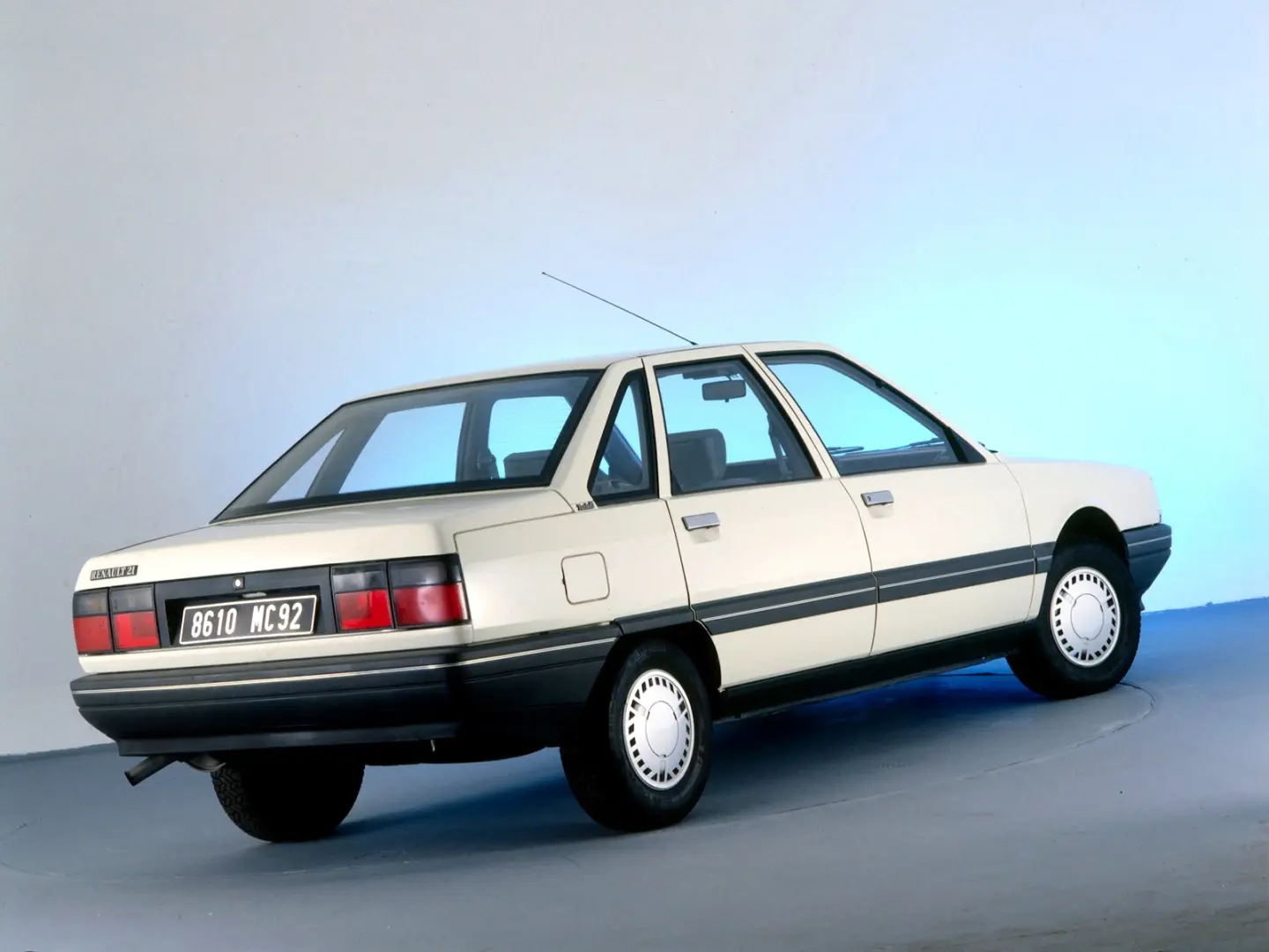 Renault  R21 1.7 Optima 5
