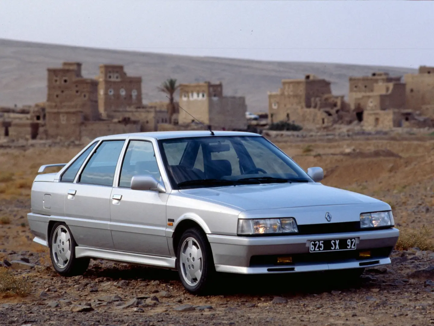 Renault  R21 2.2 TXE 1