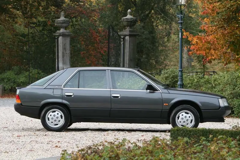 Renault  R25 2.0 GTS 4