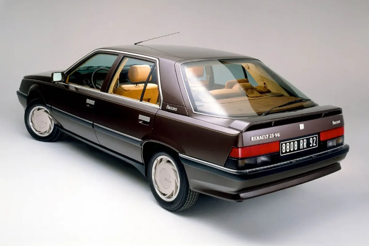 Renault  R25 2.2 GTX 3