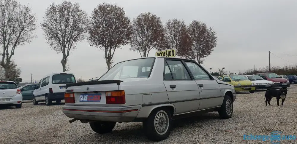Renault  R9 1.4 GTS 3