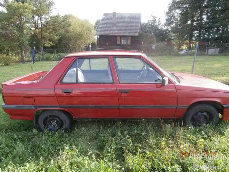 Renault  R9 1.4 Spring GTL 4