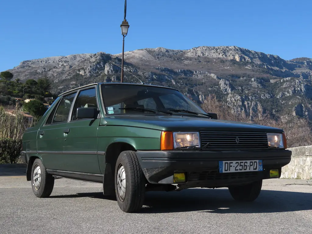 Renault  R9 1.4 TSE 5