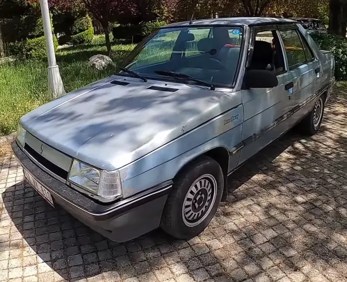 Renault  R9 Broadway 1.4 RL 5