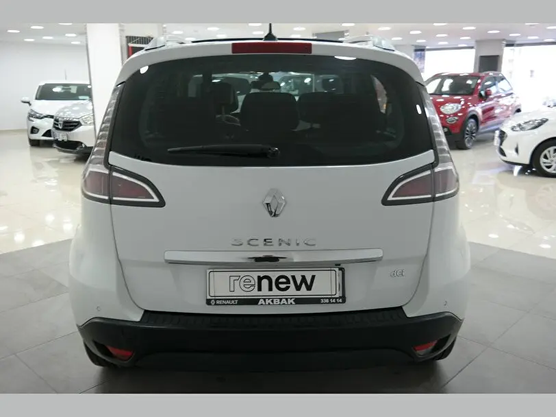 Renault Scenic Scenic 1.5 DCI Privilege EDC 4