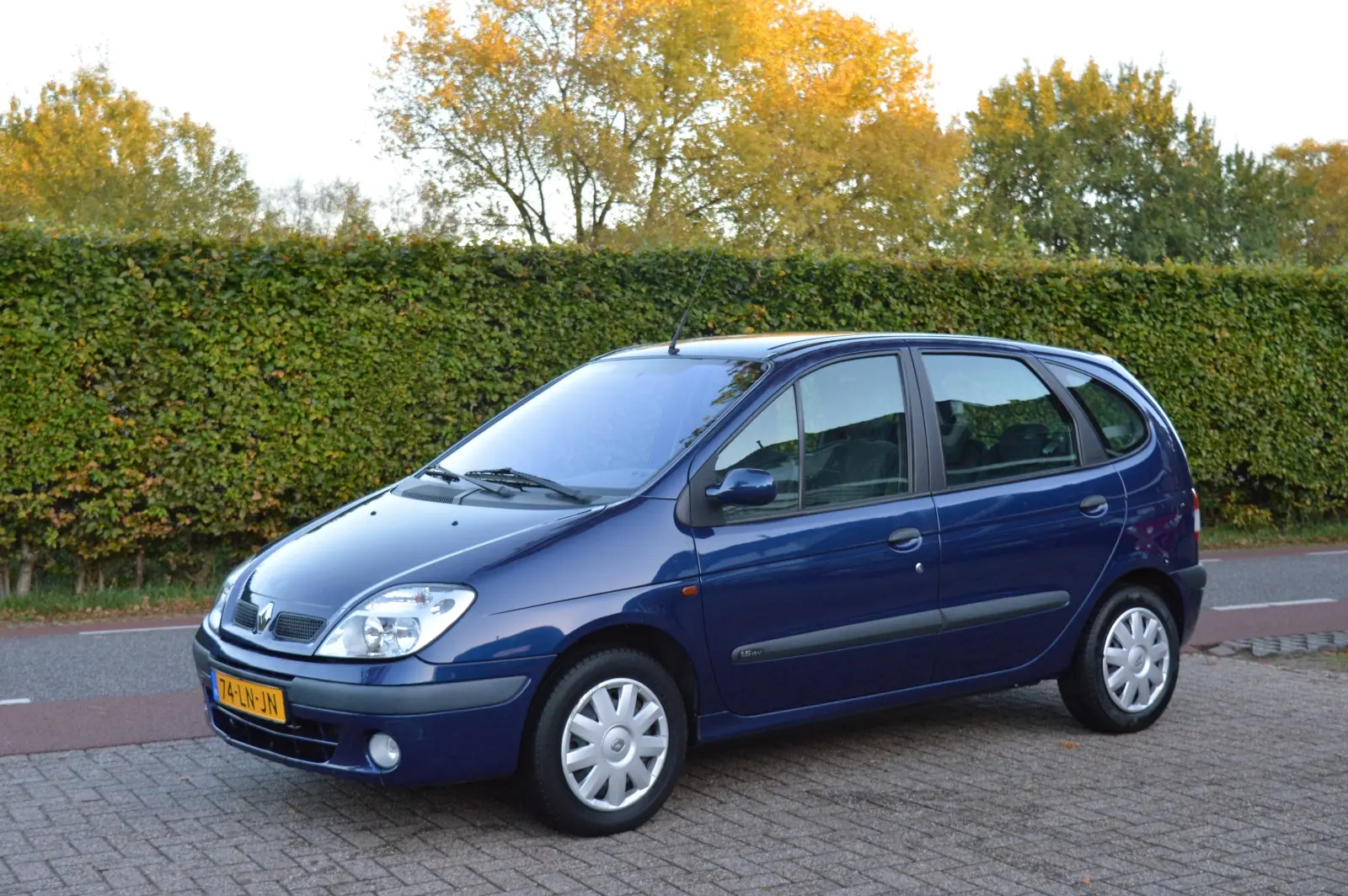 Renault Scenic Scenic 1.6 16V Extreme 6