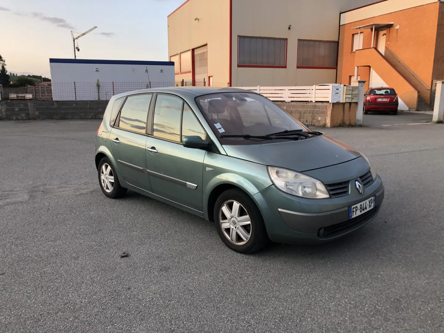 Renault Scenic Scenic 1.9 DCI Authentique 4