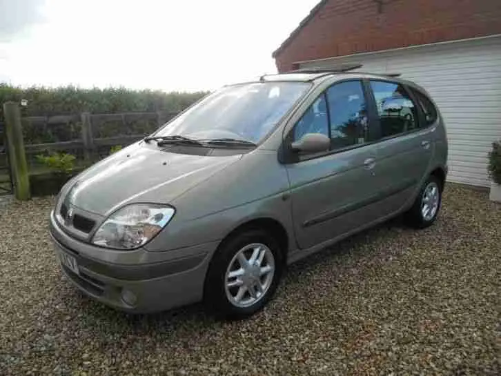 Renault Scenic Scenic 1.9 DCI Dynamique 3