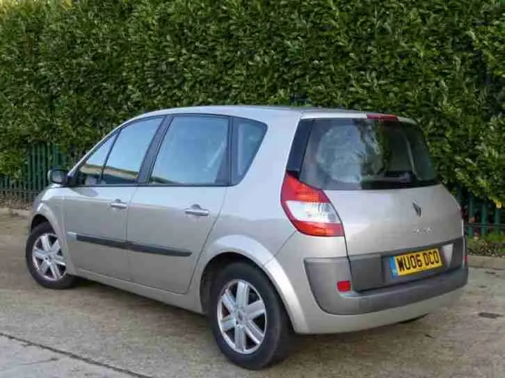 Renault Scenic Scenic 1.6 Dynamique 5