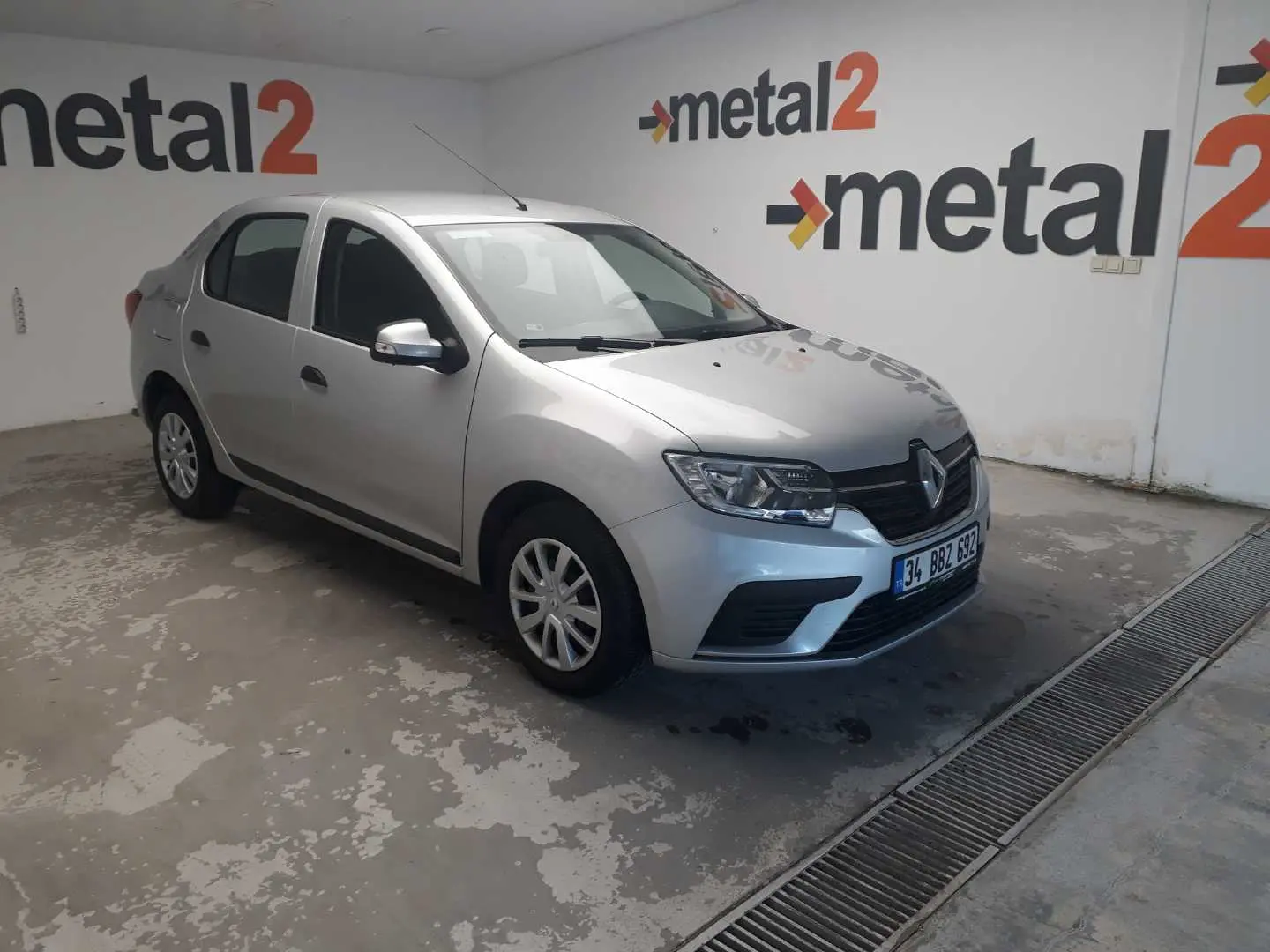 Renault Symbol Symbol 1.0 SCe Joy 1