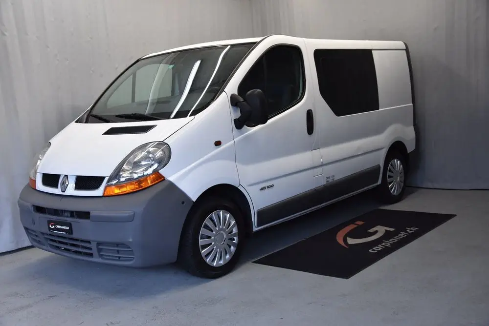 Renault Trafic Trafic 1.9 DCI Baz 6m3 Confort 2
