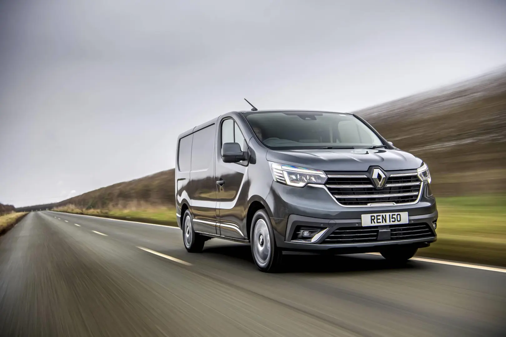 Renault Trafic Trafic 2.0 DCI 6m3 Grand Confort 8+1 7