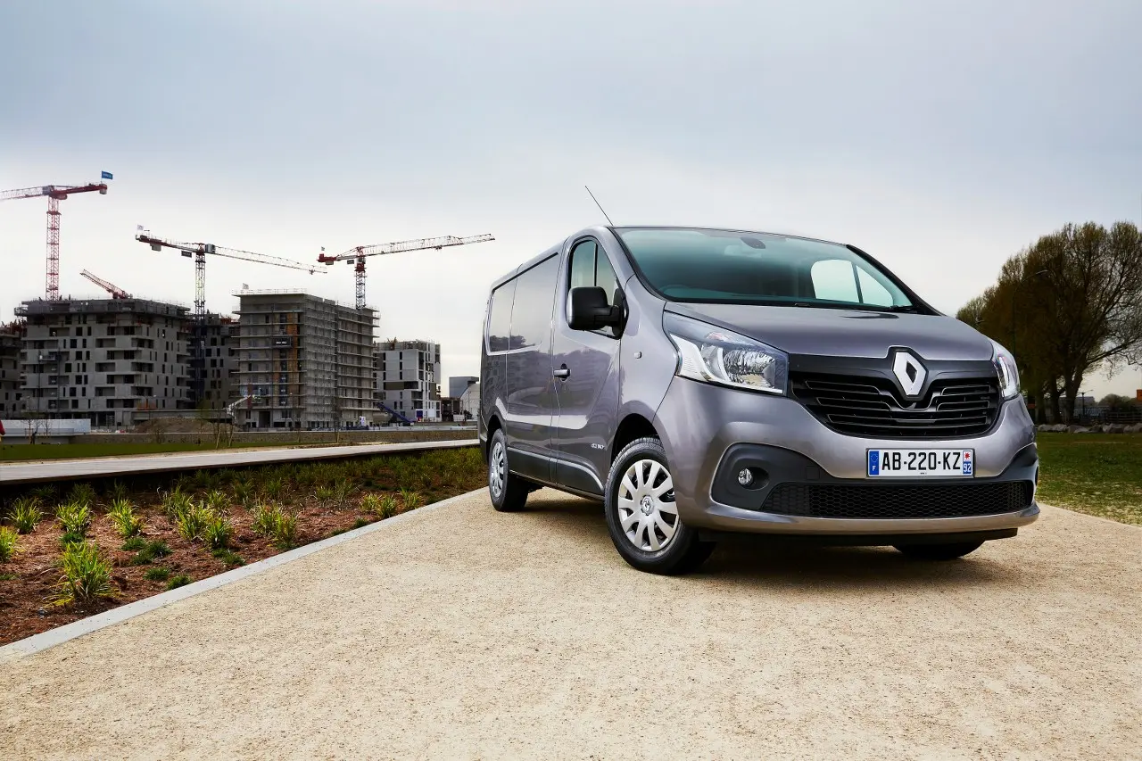 Renault Trafic Trafic 1.9 DCI Baz 6m3 Confort 0