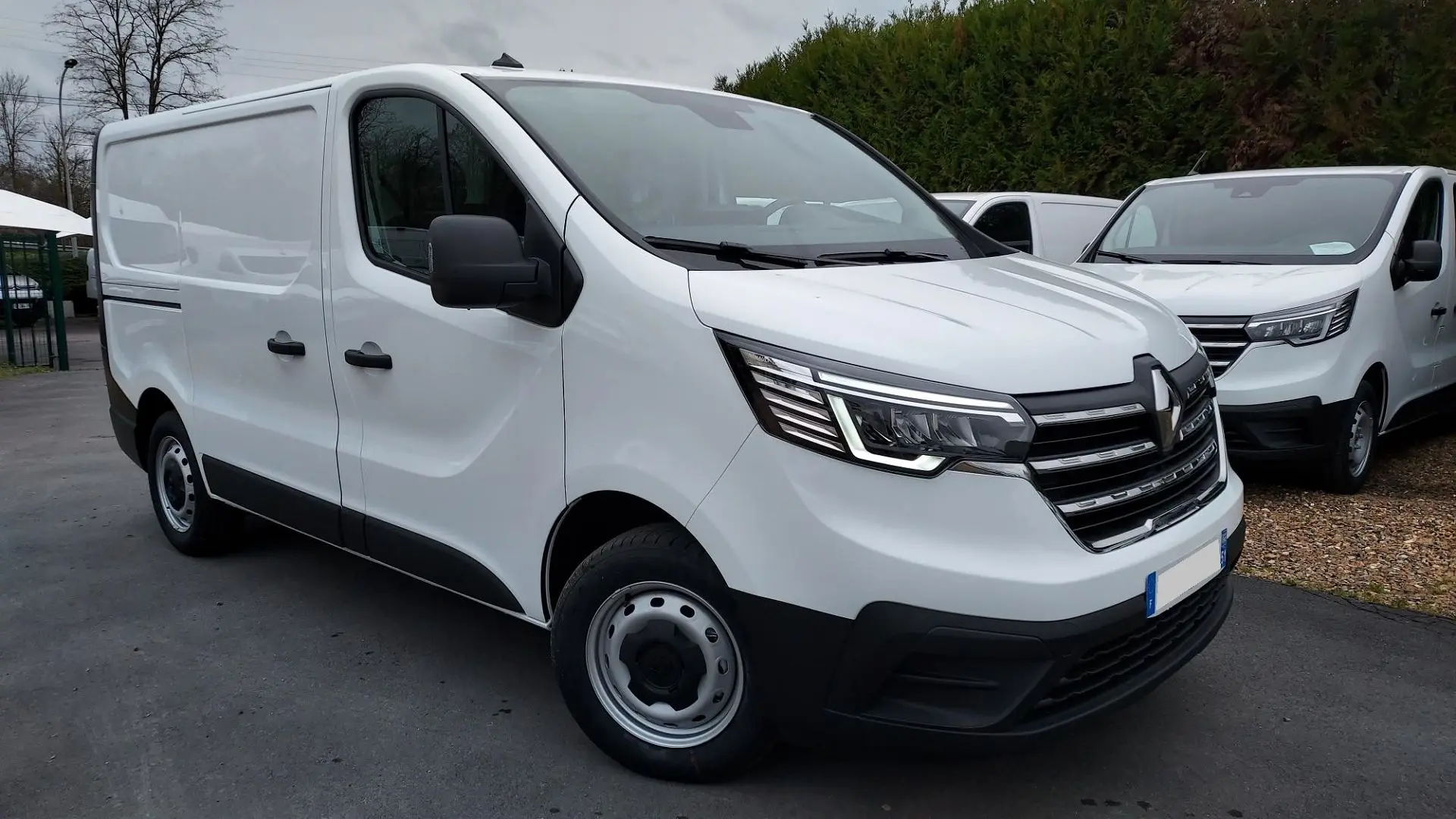 Renault Trafic Multix Trafic Multix 2.0 DCI Faz2 6m3 Grand Confort 3