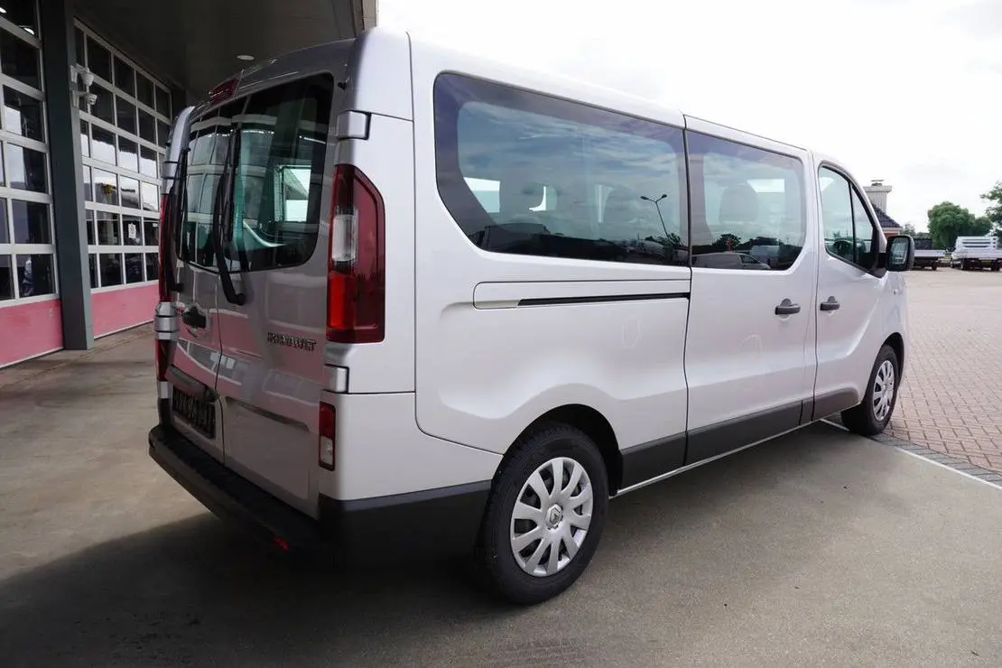 Renault Trafic Trafic Passenger 1.6 DCI Grand Confort 2