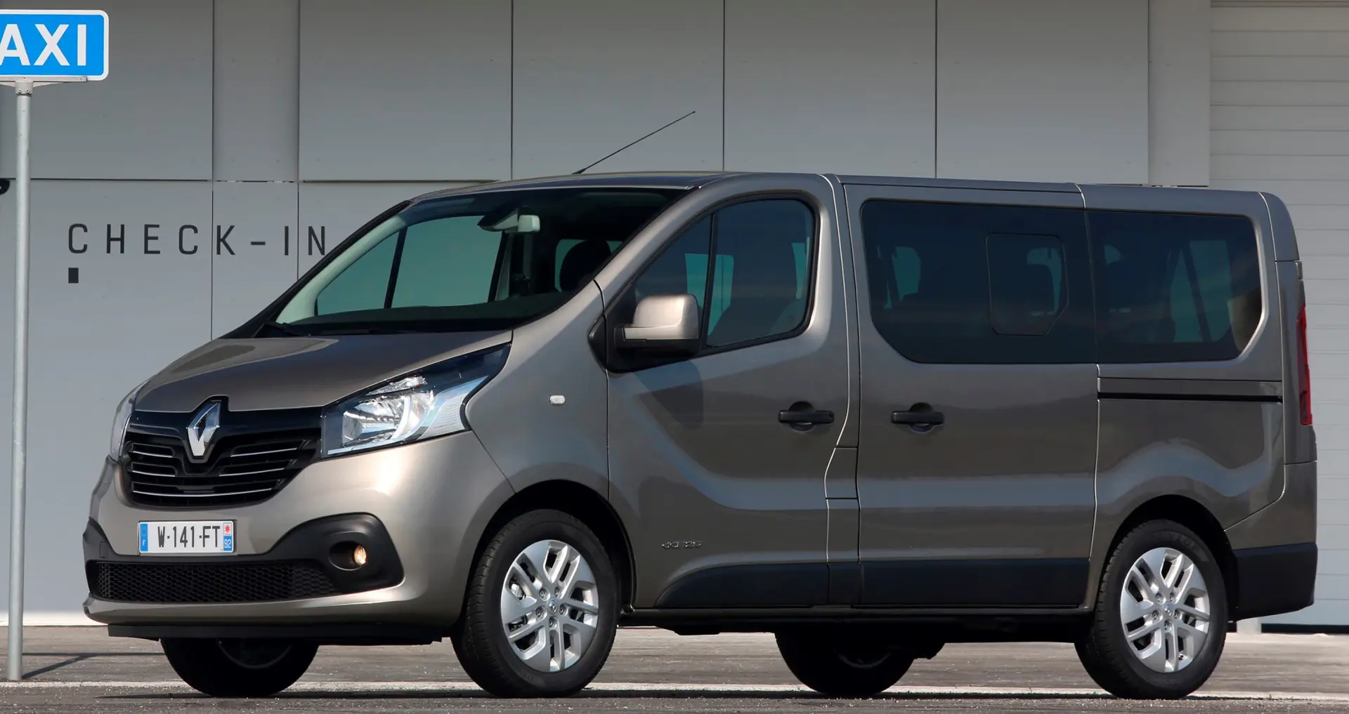 Renault Trafic Trafic Passenger 1.6 DCI L2H1 Dolmuş 3