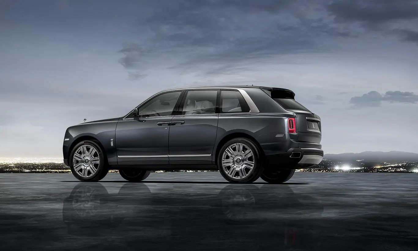 Rolls-Royce Cullinan Cullinan 6.7 V12 AWD 5