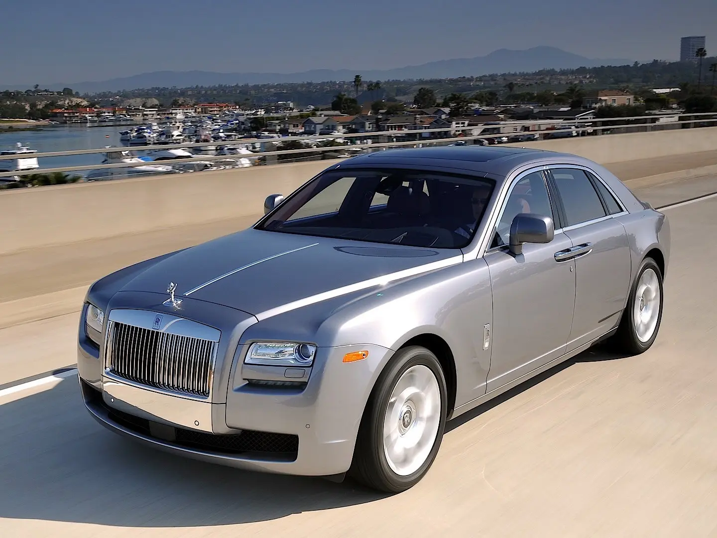 Rolls-Royce Ghost Ghost 6.6 V12 2