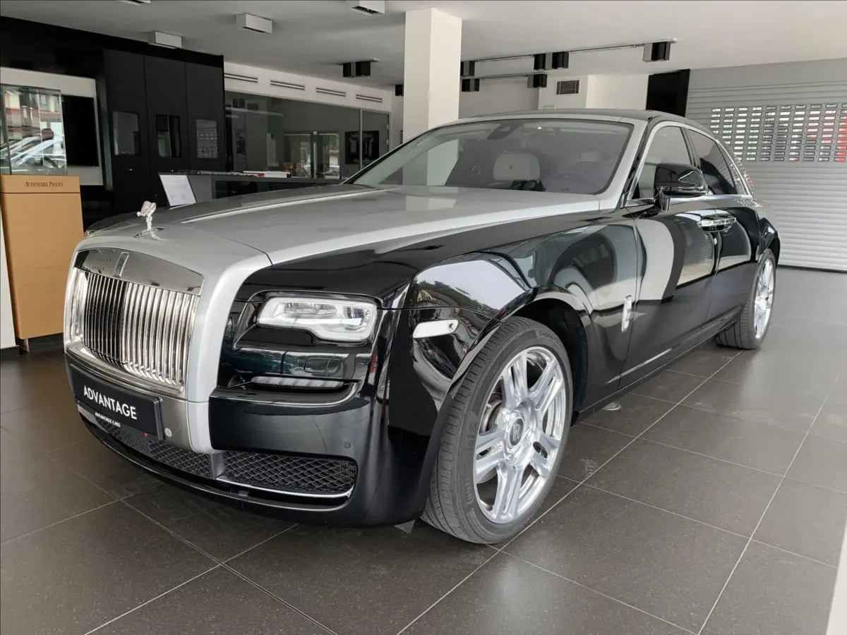 Rolls-Royce Ghost Ghost 6.6 V12 5