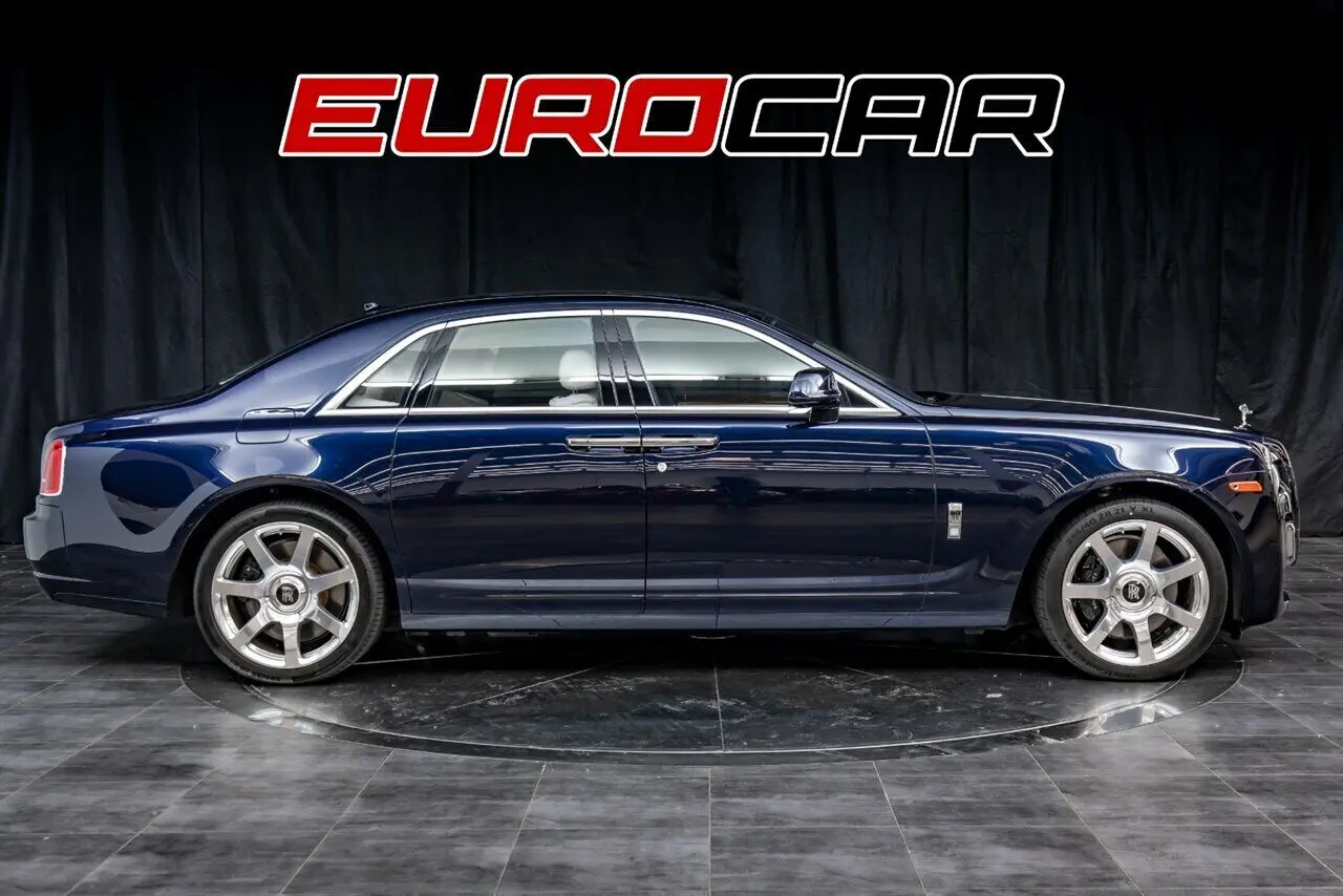 Rolls-Royce Ghost Ghost 6.6 V12 2
