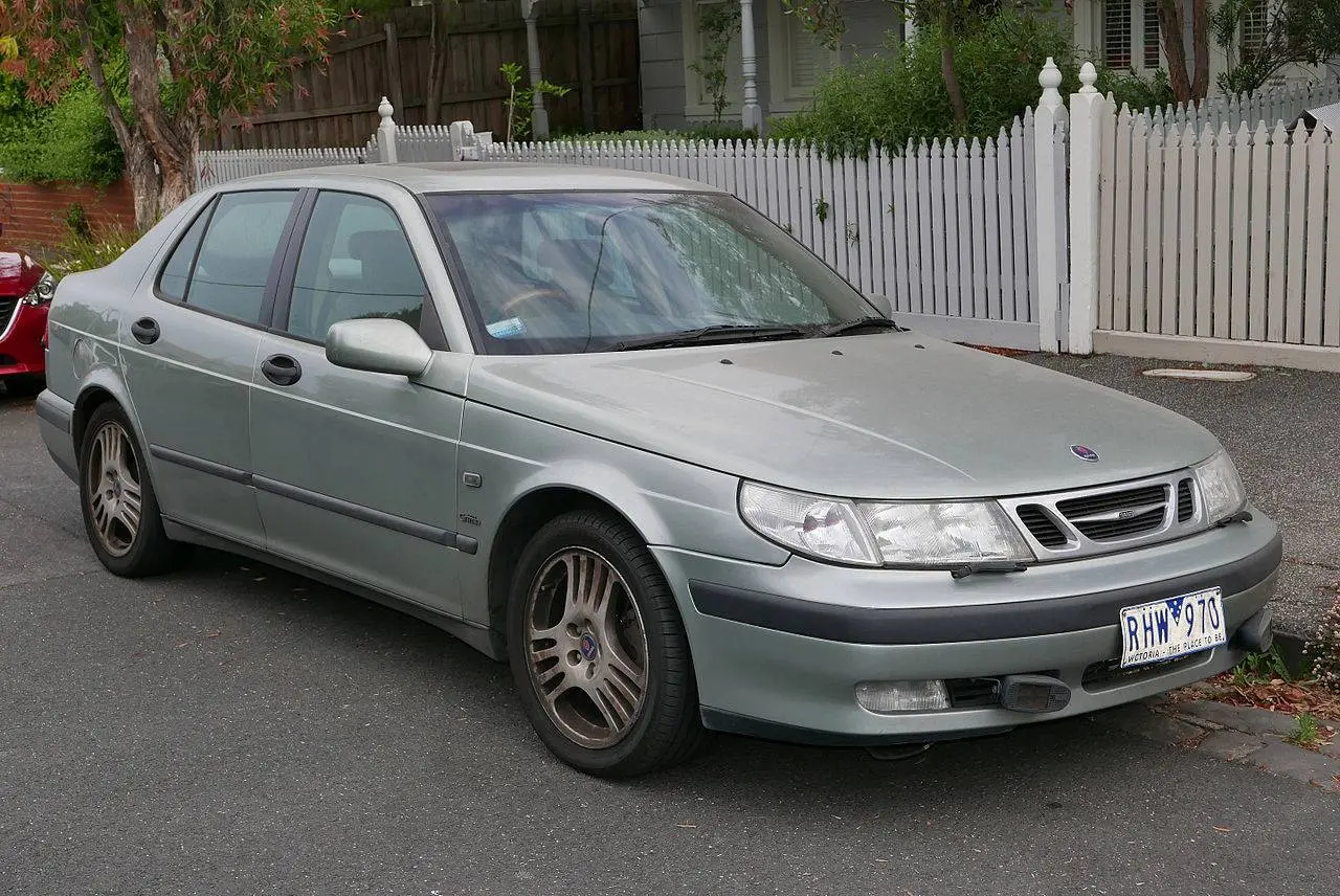 Saab 9-5 9-5 2.0 Linear 1