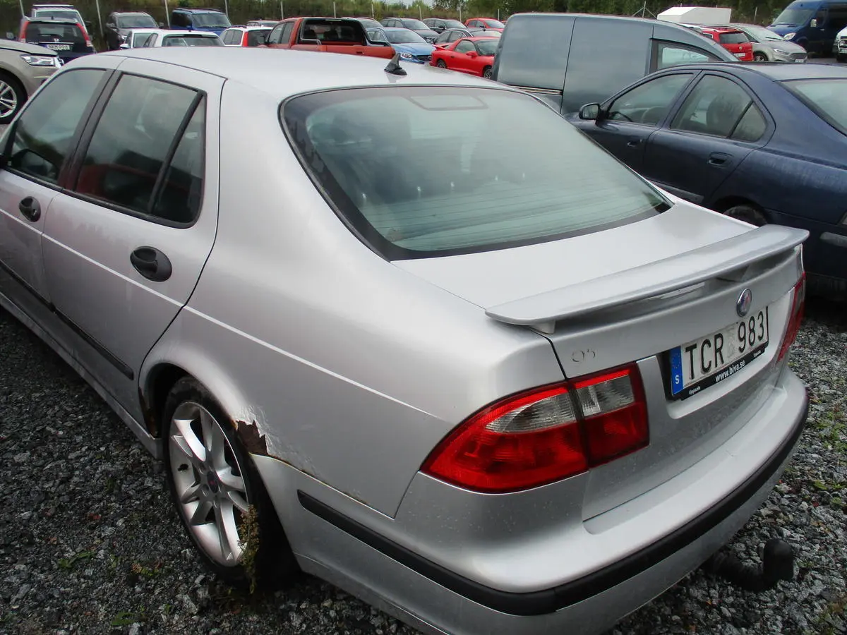 Saab 9-5 9-5 2.3 Turbo Linear 6