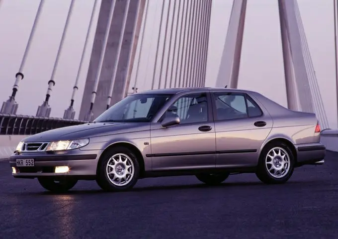 Saab 9-5 9-5 2.3 Turbo Aero 2