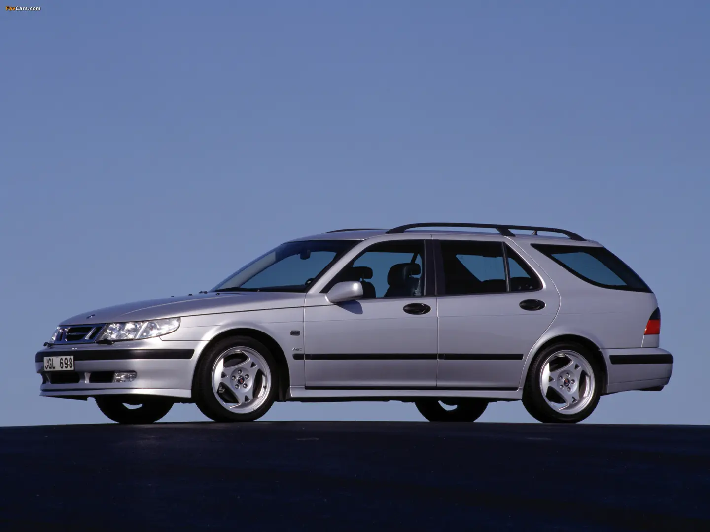 Saab 9-5 9-5 Sport Wagon 2.3 Turbo Aero 3