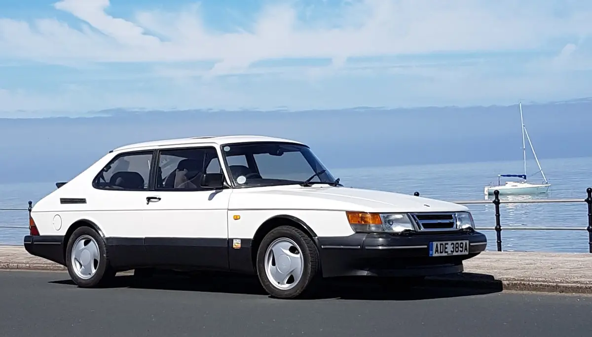 Saab 900 900 2.0 S 5