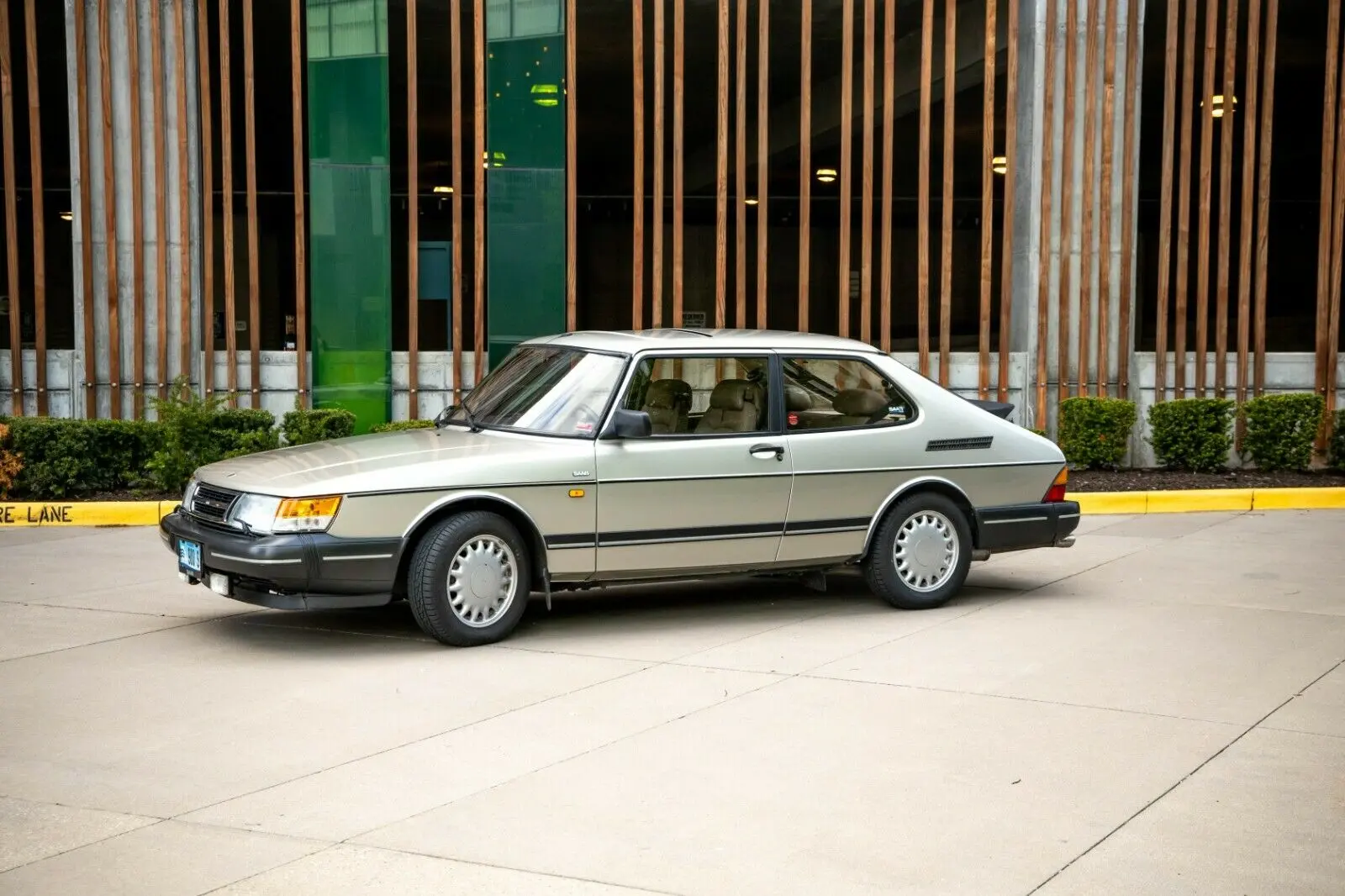 Saab 900 900 2.0 S 5