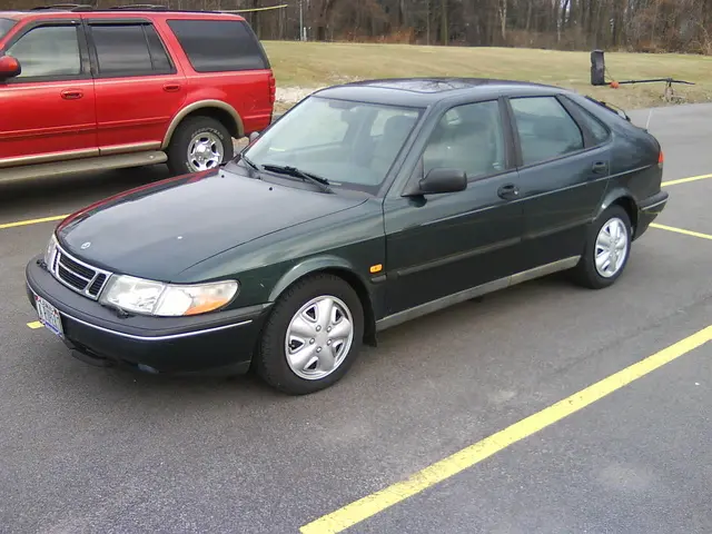 Saab 900 900 2.0i 5