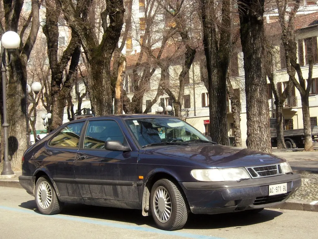 Saab 900 900 2.0i 4