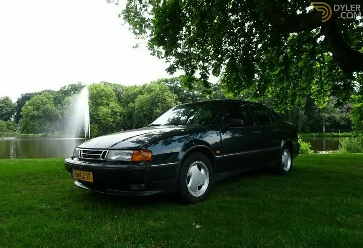 Saab 900 900 2.3i S 7