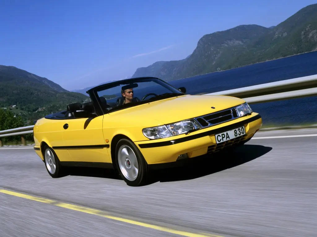 Saab 900 900 2.3i SE 2